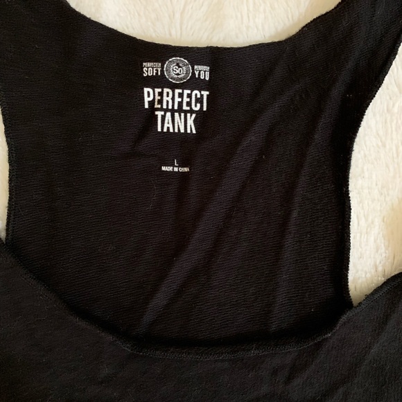 SO PERFECT TANK TOP SZ L (LIKE NEW)! - Picture 2 of 4